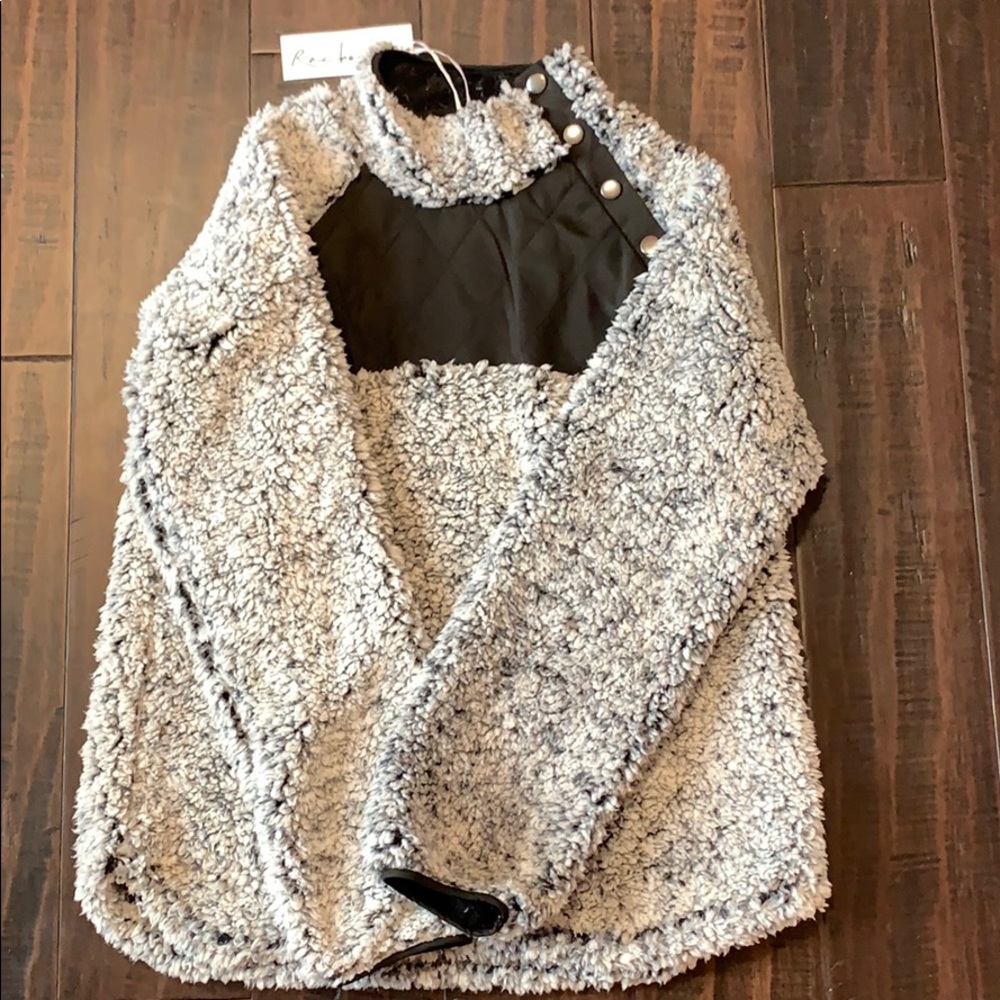 NWT! VERY soft/light  Sherpa